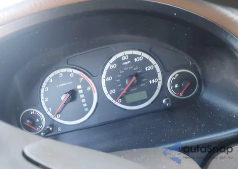 2004 Honda Cr-V Lx z USA, uszkodzony, nr VIN JHLRD68404C015417